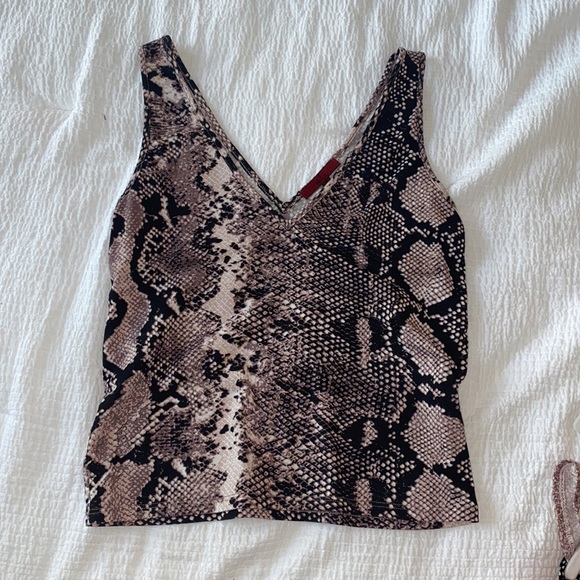 Snakeskin Top - Picture 2 of 2